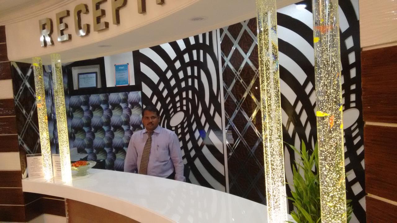 Hotel Sai International Rayagada Extérieur photo