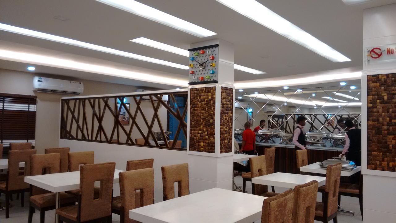 Hotel Sai International Rayagada Extérieur photo